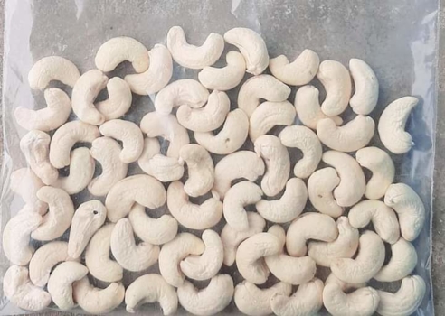 CASHEW NUTS for Sale